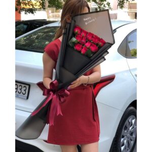 11 Ədəd Qızılgüldən Yığılmış Mini Buket