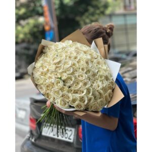 Premium Ağ Qızılgüllərdən Hazırlanan Gül Buketi
