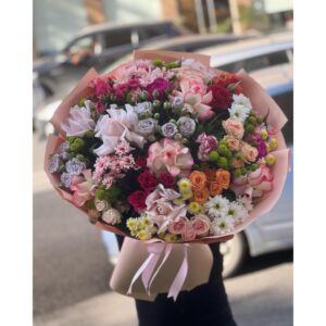 Əlvan Gül Çeşidlərindən Hazırlana Gül Buketi