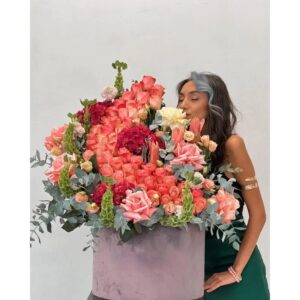 Açıq Qırmızı Rəngli Mix Qızılgül Qutusu